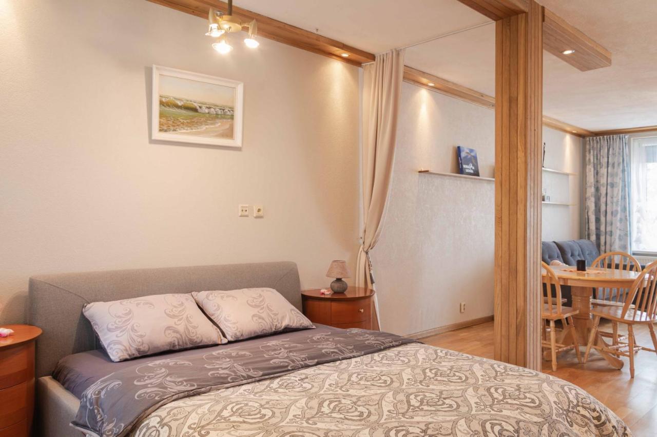 Cozy One Room Apartment With Yard Juodkrantė Εξωτερικό φωτογραφία
